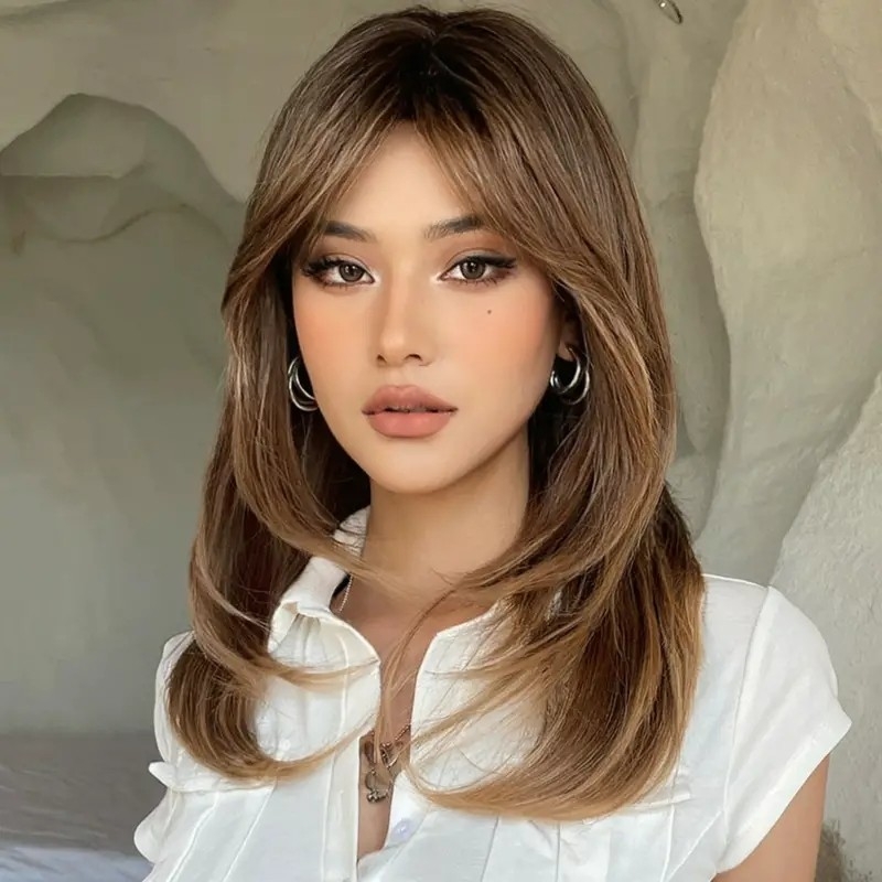 Butterfly Haircut Short Ombre Brown Mixed Blonde Bob Wigs For Women Cute Bob Layered Straight Synthetic Wigs Nature Looking Hair Wigs