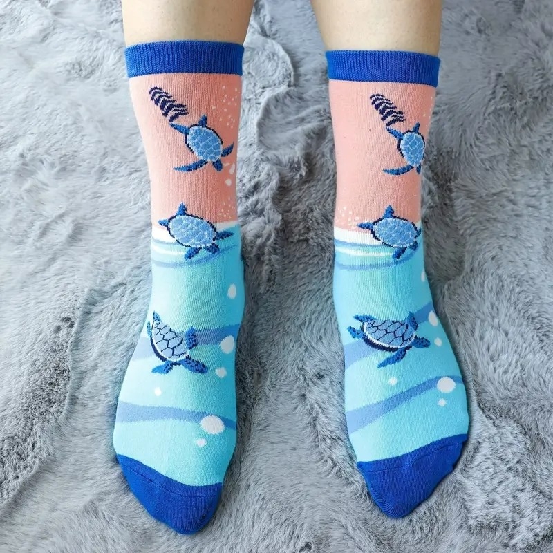 5 Pairs Of Sea Turtle Socks, Funny Novelty Mid Calf Socks, Women's Outdoor Sports Socks