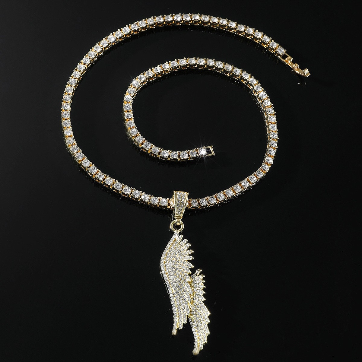 Stylish Diamond-Inlay Hiphop Wing Necklace