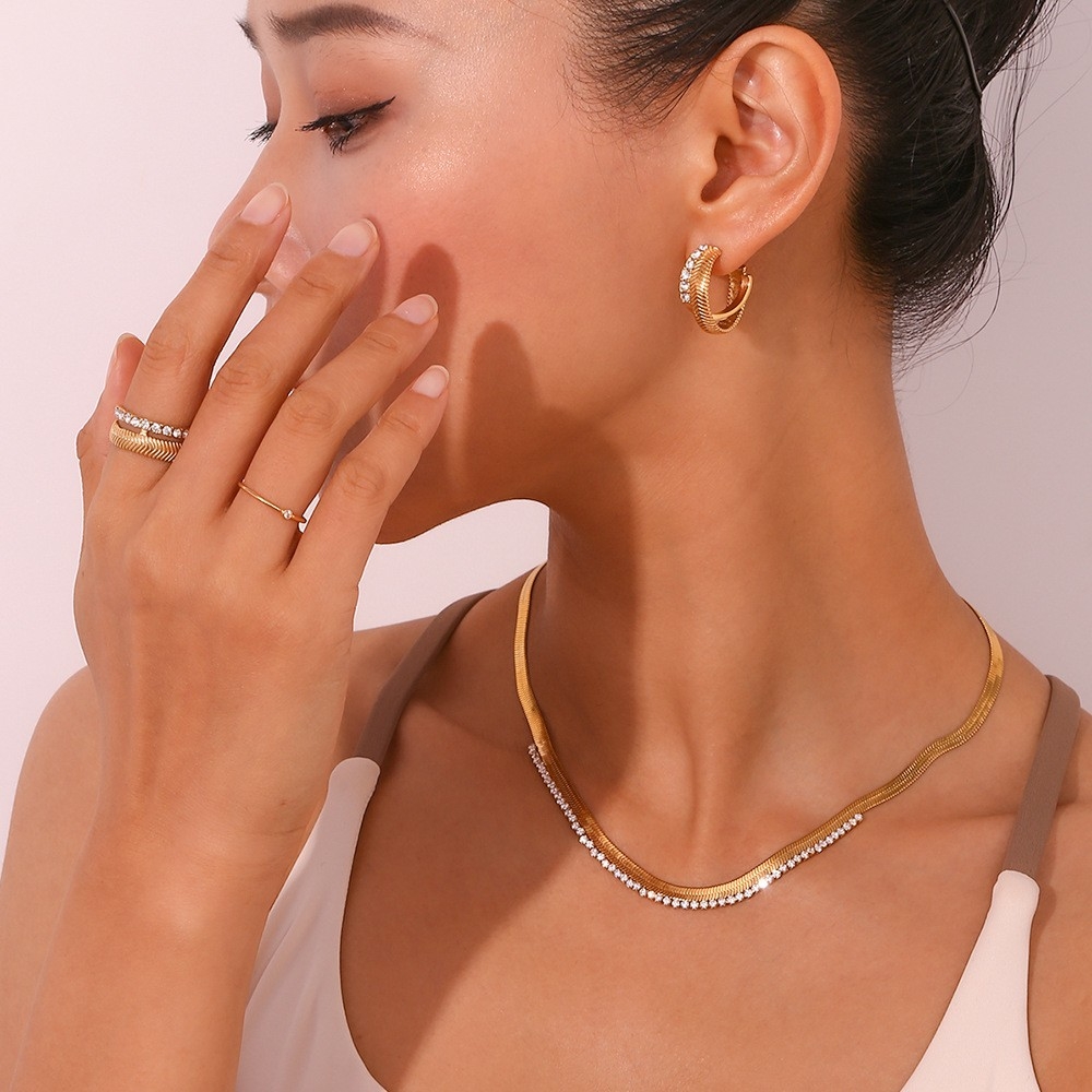 European and American Personality Niche Hot-selling Earring Set: Stainless Steel with 18K Gold Micro Inlaid Fishbone Texture Necklace and Ring