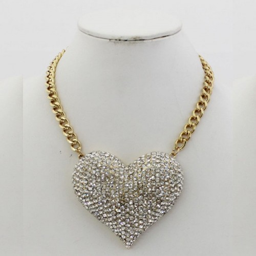 Foreign Trade Necklace European and American Vintage Necklace High-Quality Alloy Full Diamond Heart Women's Necklace Collarbone Chain Manufacturer