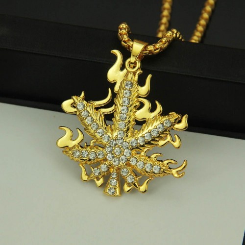 New Hip-Hop Maple Leaf Rhinestone Necklace - Fashionable Collarbone Chain on AliExpress