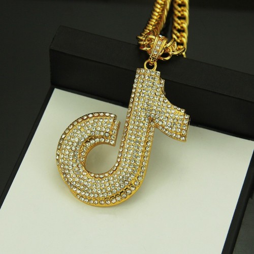 Amazon New Accessory American Hip Hop Full Rhinestone Music Note Men's Pendant Large Gold Chain Accessory