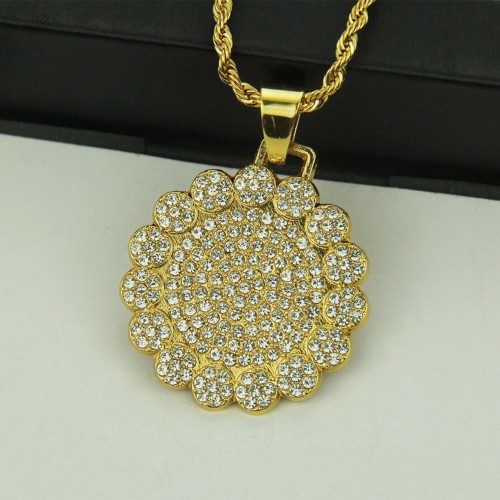 European and American Personalized Trendy Necklace: Men's Rhinestone Sunflower Pendant, Wholesale from Jewelry Manufacturer