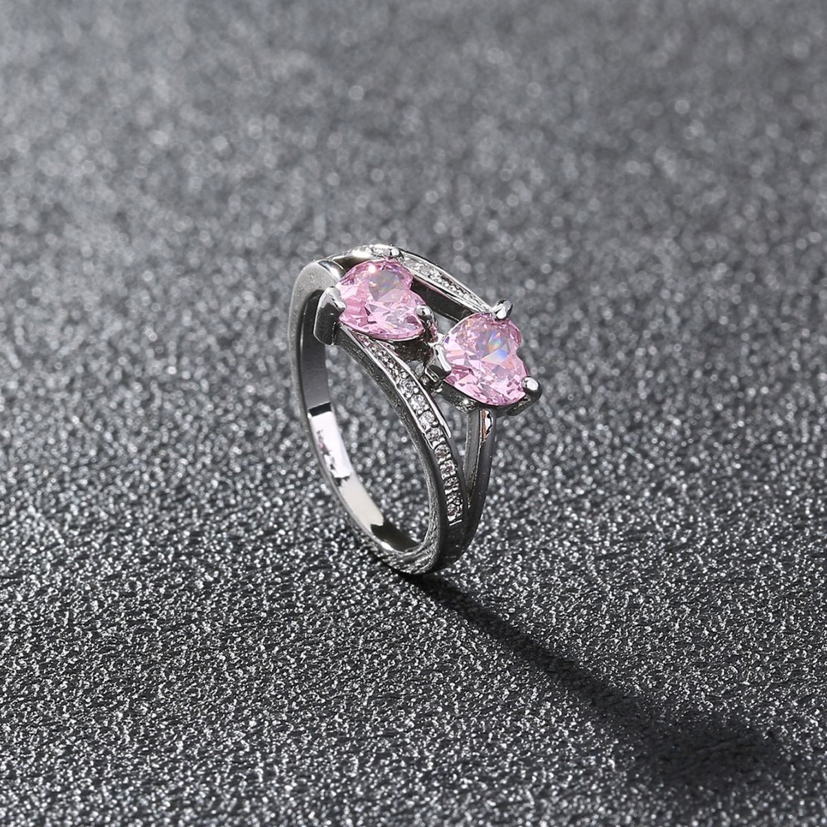 European and American New Fashion Cross-Border Jewelry: Double Heart-Shaped Zircon Design, High-Quality Ring with Unique Personality for Women