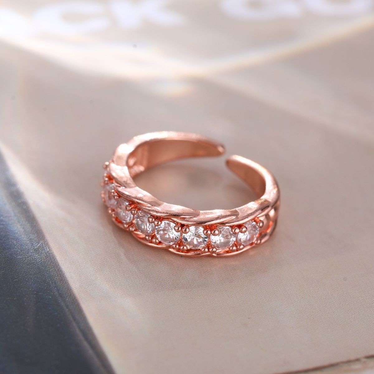 Hot-Selling European and American Cross-Border Jewelry: Fashionable, Minimalist, and Luxurious Zircon Chain Copper Ring with Adjustable Opening