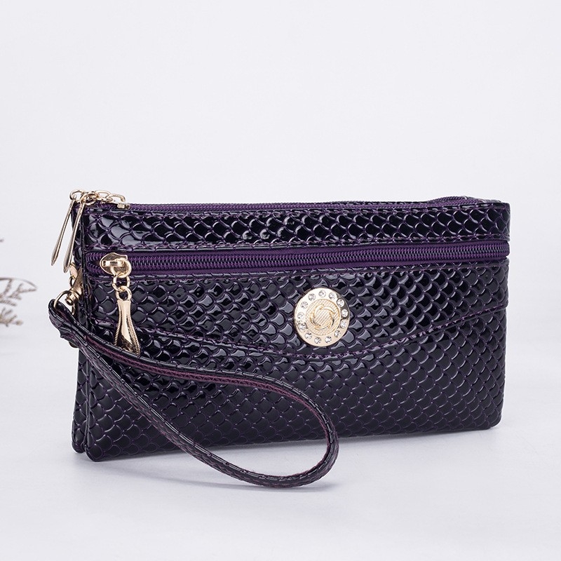 2023 New Womens Bag - Stylish and Unique Single-Shoulder Crossbody for Street Vendors, Handheld Mom Bag, Direct from the Factory