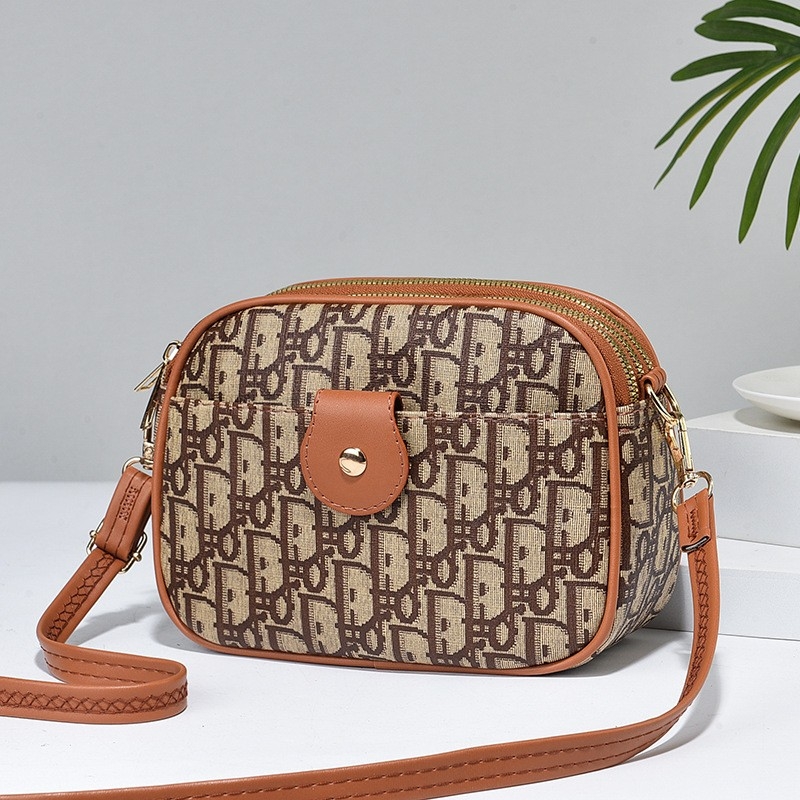 Womens Bags - Stylish Crossbody Bag for Summer 2023, Unique Texture, Single Shoulder, Wholesale for Street Vendors