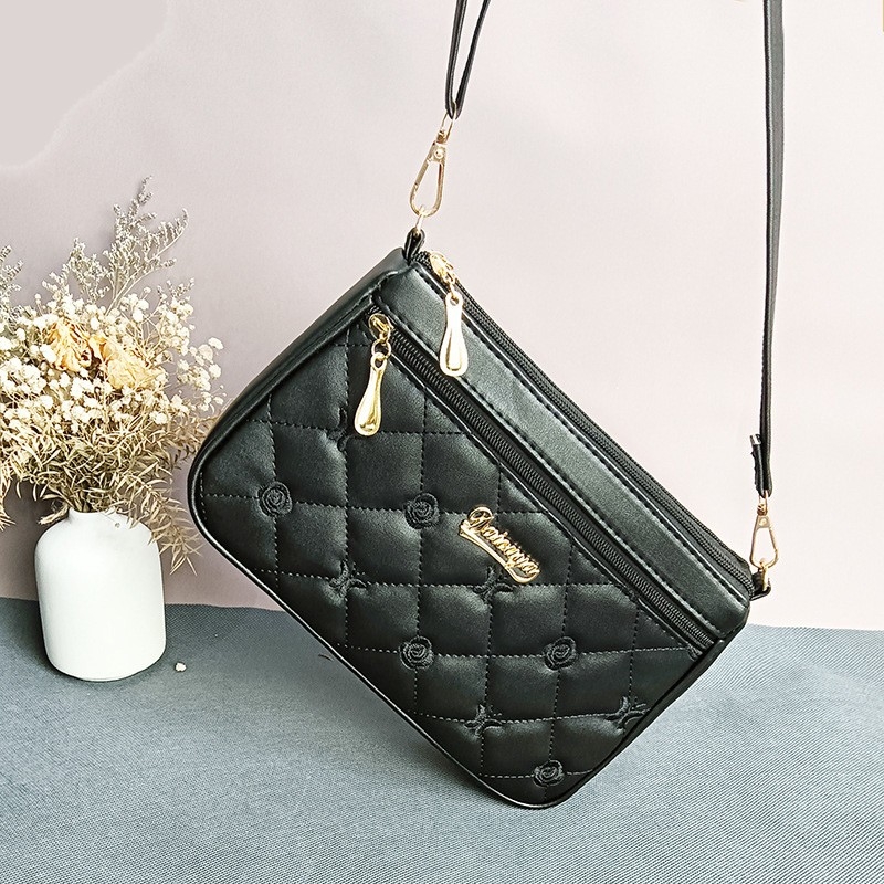 2023 New Large Capacity Womens Bag - Stylish Crossbody Bag for Trendy Autumn/Winter, Wholesale for Street Vendors