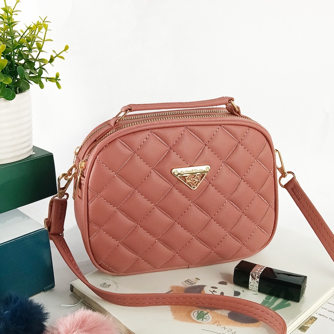 Womens Fashionable Crossbody Bag - Handheld Small Square Bag for 2022 Summer New Arrival, Textured Niche Ladies Single-Shoulder Crossbody, Factory Wholesale