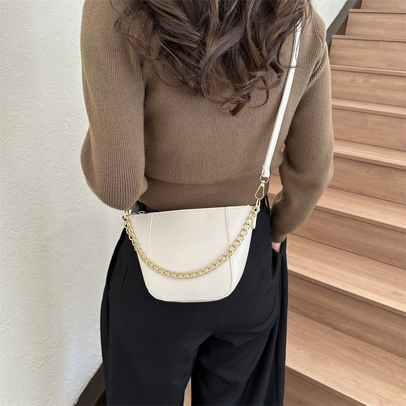 Vintage Chain Bucket Bag - Stylish Casual Crossbody Purse