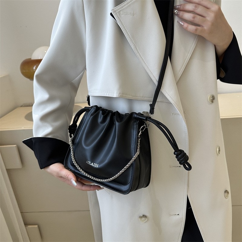 Drawstring Cloud Bucket Bag - Textured Single Shoulder Handbag