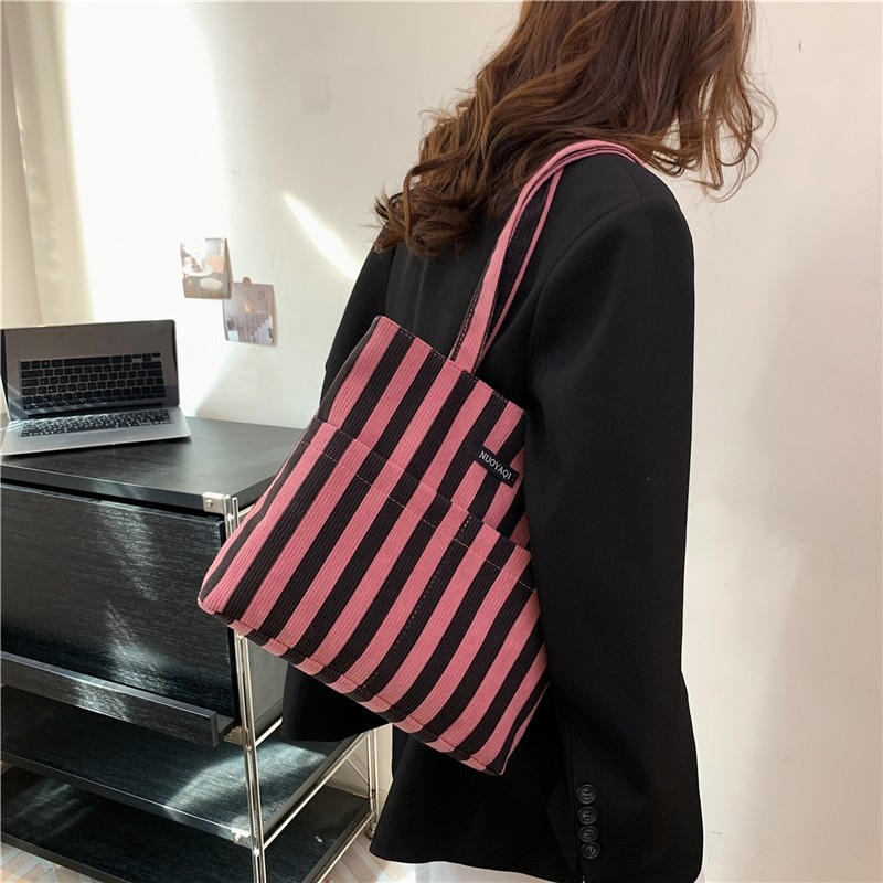 Korean-style Striped Canvas Bag: A Handbag with Large Capacity for Students, Commuters, and Convenient Tote Bag for Going to Class