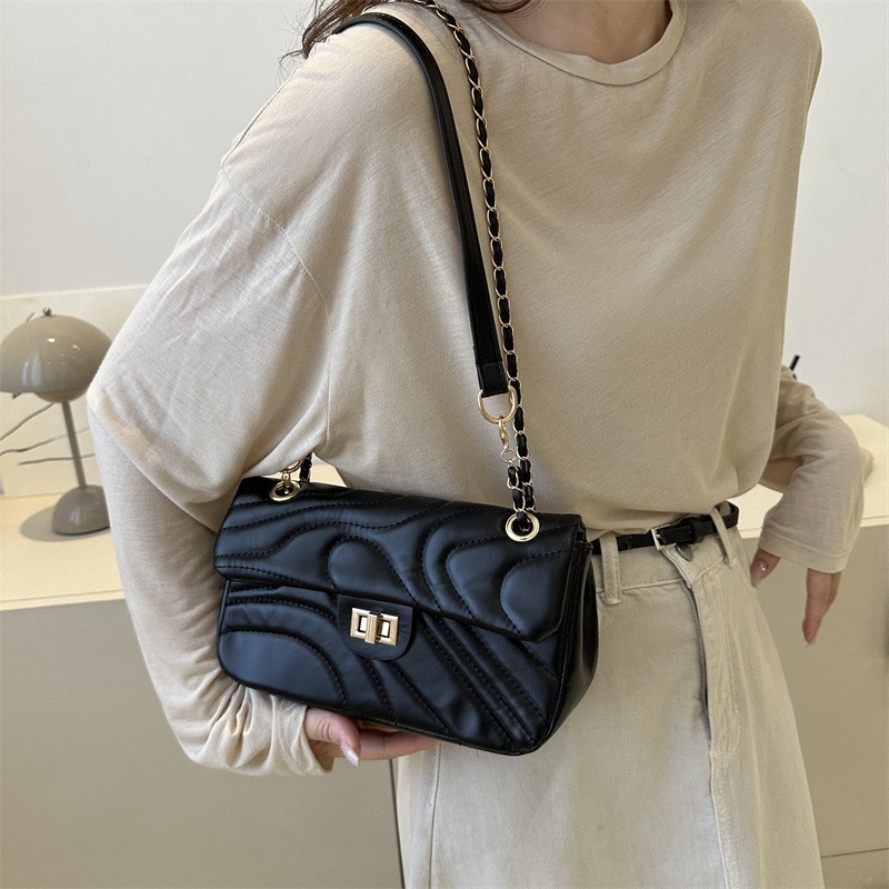 Trendy Small Bag for Women in 2023 Autumn New Style, Simple and Fashionable Crossbody Bag, Casual Vintage Small Square Bag